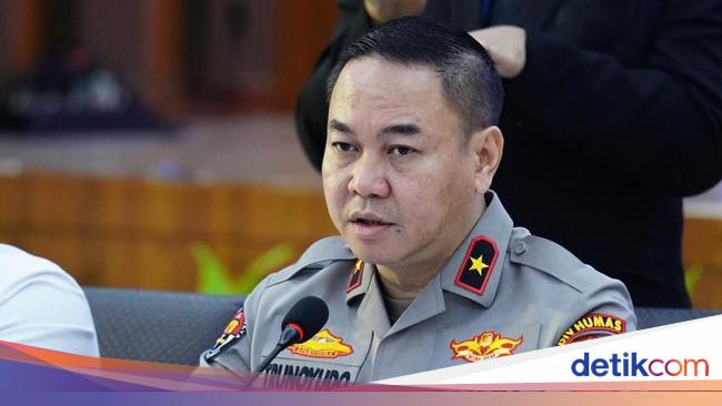 Polisi Usut Motif 6 Orang Admin dan Member Grup FB 'Fantasi Sedarah'