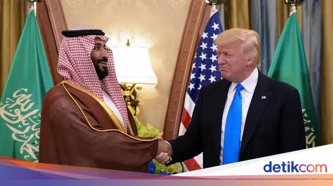 Harga Minyak Anjlok, Mampukah Teluk Biayai Investasi di AS?