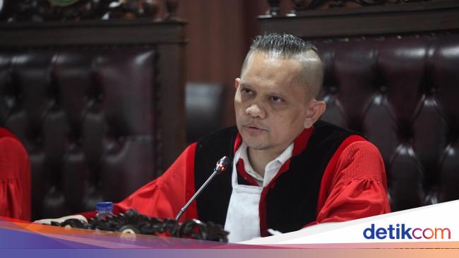 MKD DPR Pastikan Penuhi Tuntutan Rakyat, Segera Periksa Sahroni-Uya Kuya