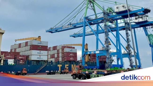 Pemindahan Terminal Petikemas Makassar ke Makassar New Port Tuntas di 2027