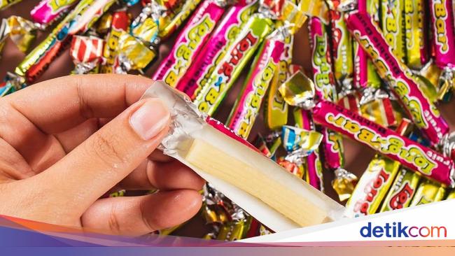 Nostalgia Yuk! 12 Permen Jadul Favorit Anak-anak 90-an