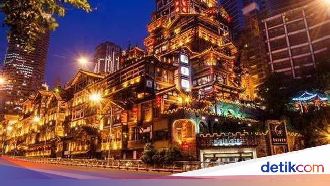 10 Spot Paling Ikonik di Chongqing Wajib Dikunjungi