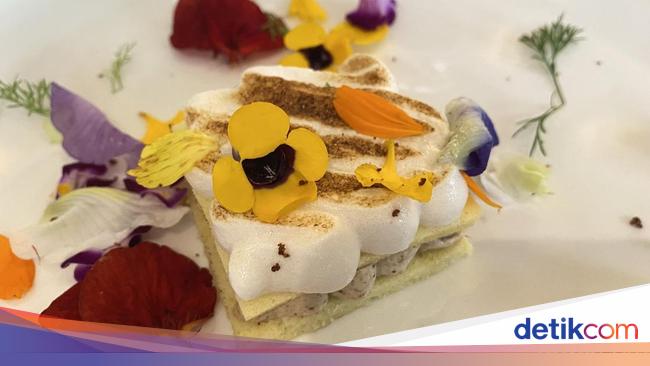 Istimewa! Suguhan Lak-Lak hingga Canang Sando dari Room 4 Dessert