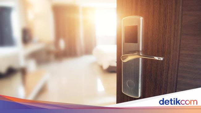 Bu Menpar, Bisnis Hotel Kian Meradang