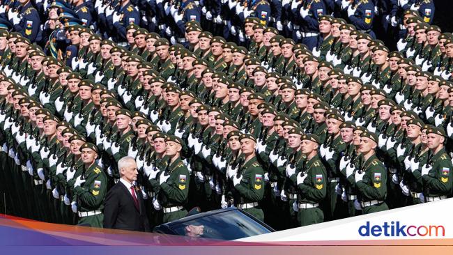 Potret Parade Militer Peringati 80 Tahun Kemenangan Rusia