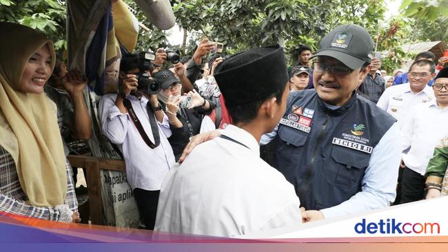 Pastikan Tepat Sasaran, Gus Ipul Tinjau Rumah Calon Siswa Sekolah Rakyat