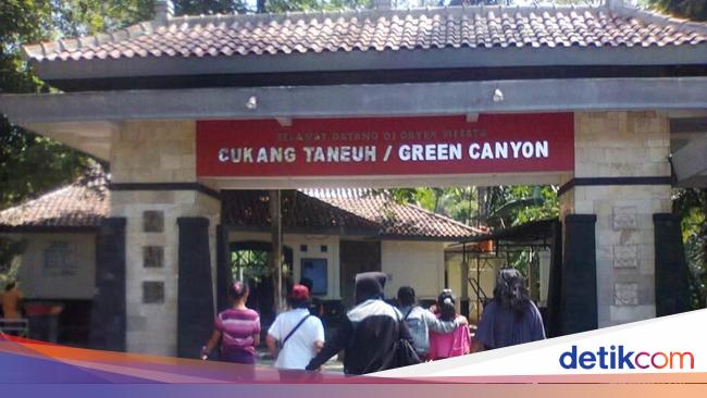 Eksotisnya Green Canyon Cukang Taneuh Pangandaran