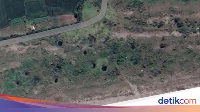 Destroyed TNI Afkir Ammo, Garut Satellite Images