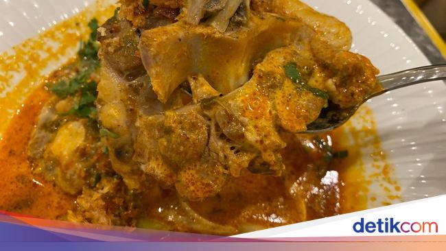 Paling Restoran: Sedapnya Buntut Tom Yum dan Sop Janda di Resto Keluarga