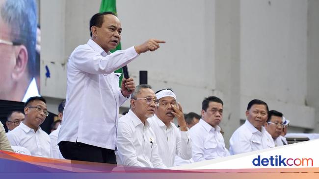 Menkop Pastikan Biaya Pembuatan Akta Notaris Kopdes Merah Putih Murah