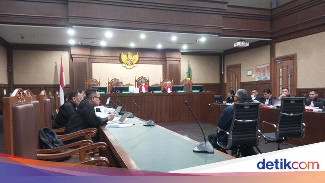 Penyelidik KPK Jadi Saksi, Kubu Hasto Protes Lagi