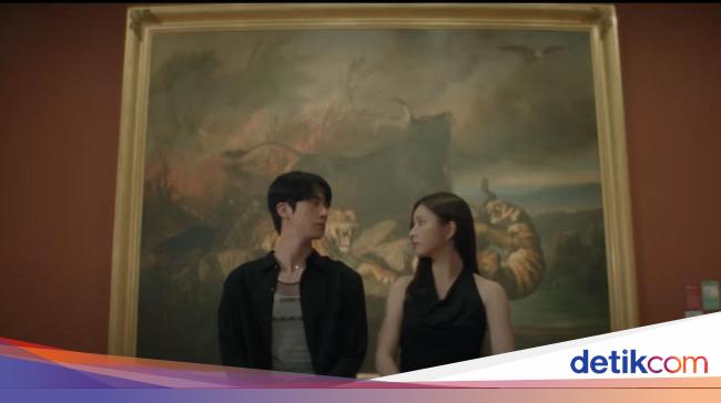 Singapura Muncul dalam MV Jin BTS Terbaru, Siap Napak Tilas?