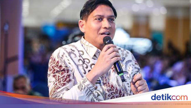 Lepas Ribuan Ular ke Sawah, Lucky Hakim Bantu Atasi Keresahan Petani Indramayu