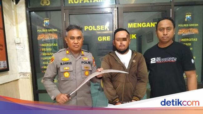 Bacok Tetangga Gegara Istri Disebut Tukang Gosip, Pria di Gresik Serahkan Diri