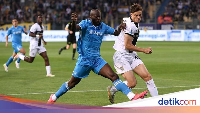 Napoli dan Inter Milan Rebutan Scudetto Bikin Warganet Sport Jantung