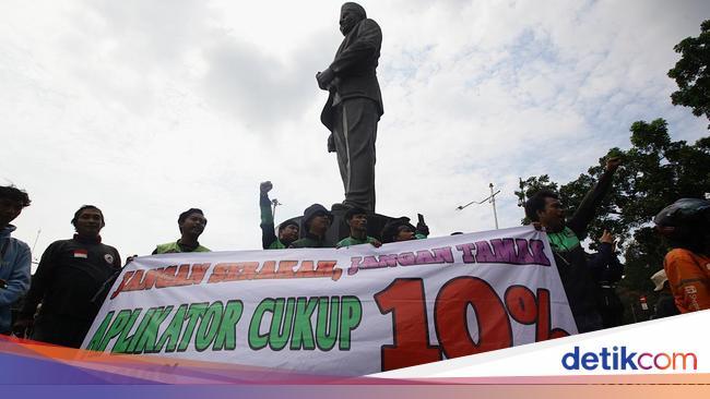 Anggota DPR Minta Kemenhub Audit Potongan Biaya Aplikasi Ojek Online