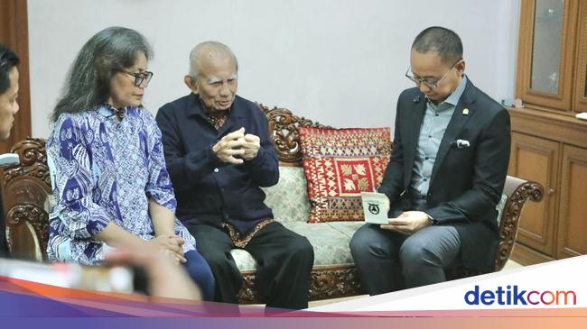 Momen Waka MPR Minta Masukan Mantan Menteri LH Terkait Ekonomi Karbon