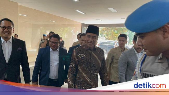 Jokowi Tiba di Bareskrim untuk Beri Keterangan soal Tudingan Ijazah Palsu