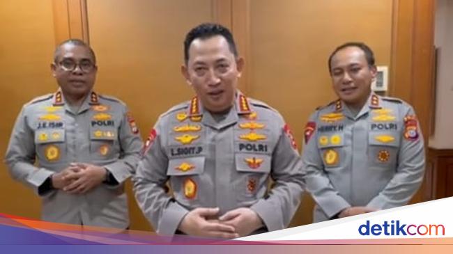 Kapolri Ucapkan Selamat Ultah, UAS Balas dengan Pantun Sukses Selalu