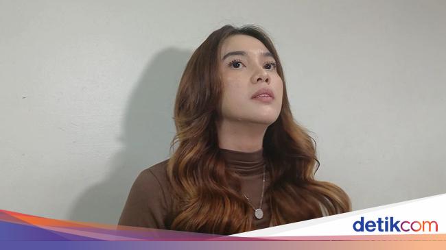 Gejolak Raya Kitty Hadapi Anak Ketika Ayah dan Eks Suami Meninggal