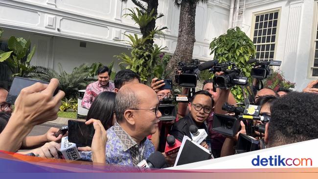 Prabowo Panggil Rosan Roeslani-Dony Oskaria, Rapat Khusus Danantara