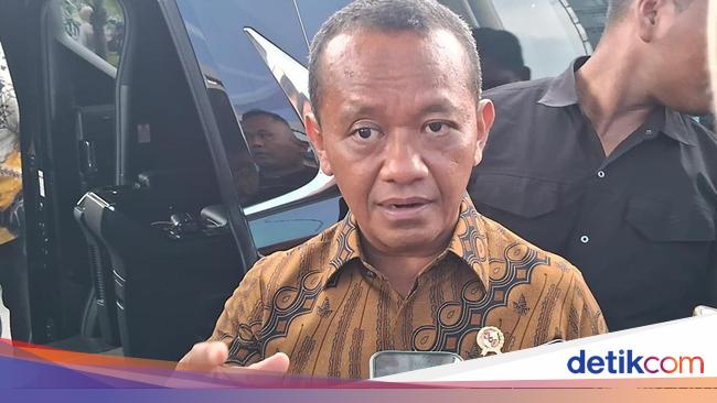 Bahlil Ngaku Punya Bukti Impor BBM dari Singapura Itu By Design