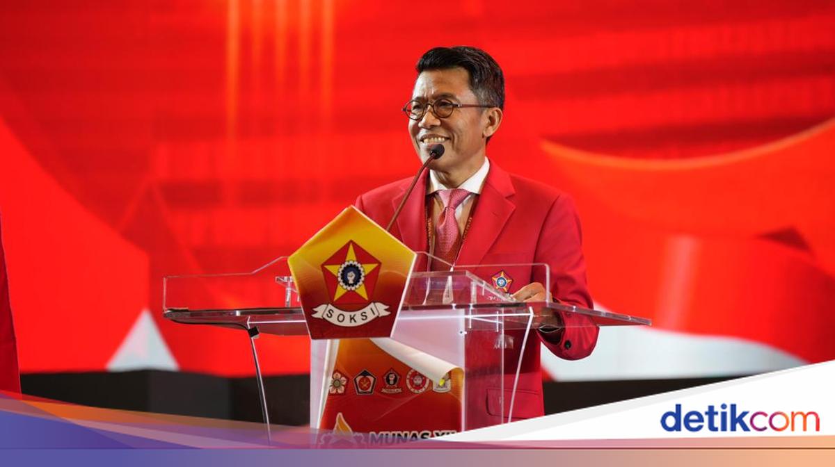 Mashhur keksa ayollar porno Deborah Wells soati