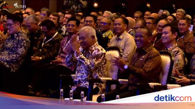 Canda Prabowo Sapa Purnomo Yusgiantoro di Acara IPA: Katanya Menteri ESDM
