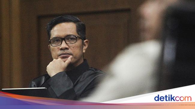 Febri Diansyah ke Ahli di Sidang Hasto: Tanpa Izin Dewas, Penyadapan KPK Sah?