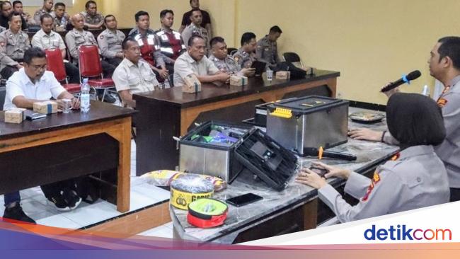 Api Kanit Kanit Reskrim dan Samapta se-Situbondo Ikuti Pelatihan Olah TKP