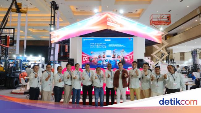 Forklift Indonesia 2025, Traknus Tampilkan Beragam Alat Berat Canggih