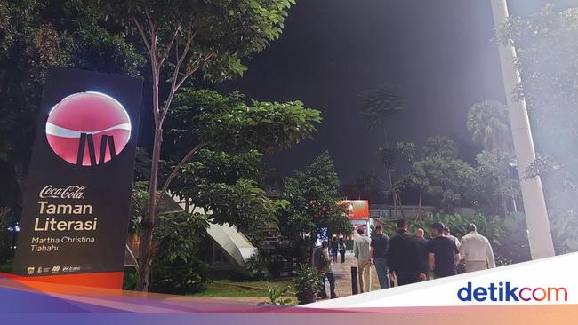 Jelajah Malam di Jakarta: Taman-Taman Ini Buka 24 Jam, Berani Coba?