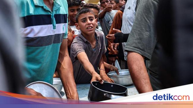 Truk Bantuan Bergerak, Tapi Warga Gaza Masih Menanti Pasokan