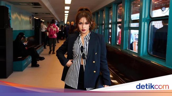 Vanesha Prescilla Gak Mau Pakai WhatsApp, Sutradara Turun Tangan