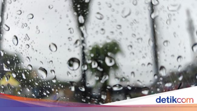 Kenapa Banyak Orang Cari 'Cuaca Besok' Tiap Malam? Ini Alasannya