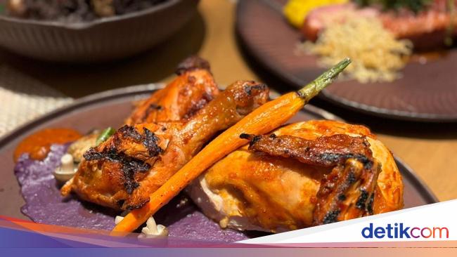 Kayu Manis Restoran: Ayam Rabeg hingga Rendang Pipi Spesial di Tentrem Jakarta