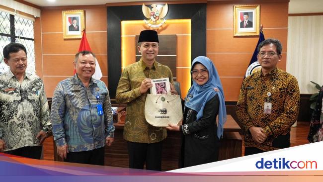 Kementrans Bakal Kembangkan Kawasan Transmigrasi Modern di Selatan Banten
