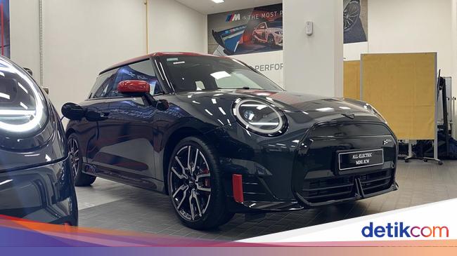 Tampang Sangar MINI JCW E: Mobil Listrik yang Imut, tapi Beringas!