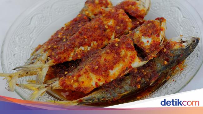 3 Resep Ikan Kembung Nikmat, Bumbu Balado hingga Bakar ala Manado