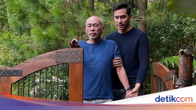 Donna Agnesia Kenang Perjuangan Ayah Mertua Lawan Stroke