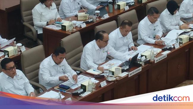 Dikaitkan ke Isu Judol, PDIP Ultimatum Budi Arie Minta Maaf 1x24 Jam!