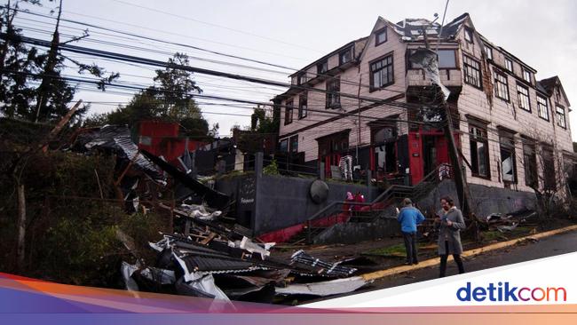 Puerto Varas Chile Porak-poranda Diterjang Tornado Langka