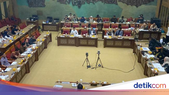 Komisi X DPR Setujui Naturalisasi 4 Pemain Timnas Indonesia Putri