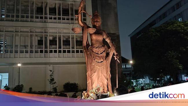 Mahasiswa FH UGM Doa Bersama Kenang Argo yang Tewas Ditabrak BMW