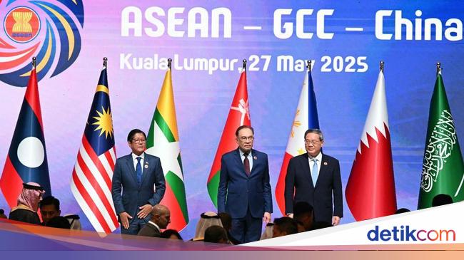 ASEAN Perkuat Relasi dengan China dan Negara-negara Teluk