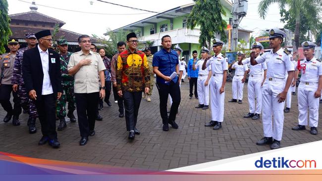 Kerja Sama dengan Serikat Nelayan NU, Kemnaker Kirim Pemagang ke Luar Negeri