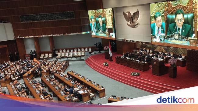 DPR Setujui Naturalisasi 4 Pemain Timnas RI Putri, Ada Iris Joska de Rouw
