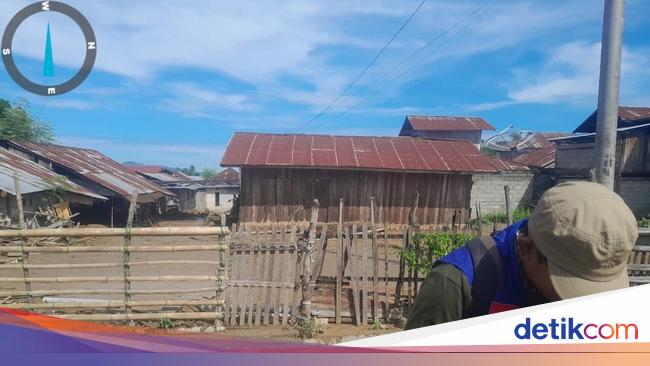Kemensos Salurkan Bantuan untuk Korban Banjir Bandang di Donggala