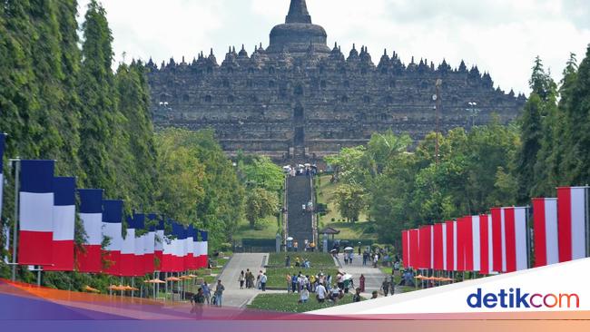 Borobudur Jadi Warisan Dunia Pertama yang Dipasangi Stairlift