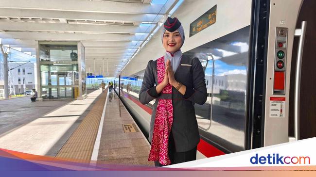 Yuk, Kepoin Keseharian Train Attendant Whoosh
